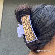 Load image into Gallery viewer, Medium Flower Hair Claw