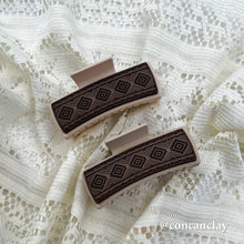 Load image into Gallery viewer, Medium Aztec Hair Claw
