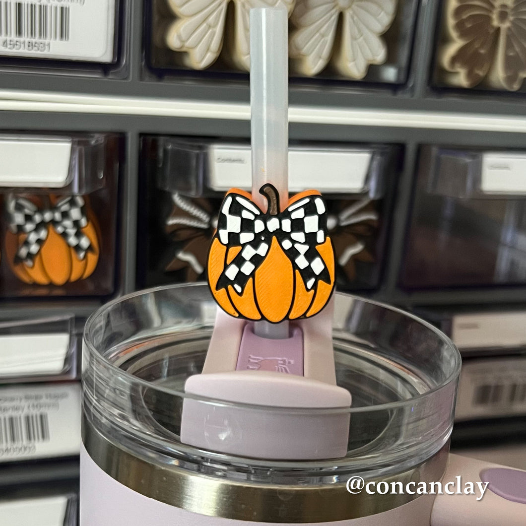 Checkered Pumpkin Straw Huggie